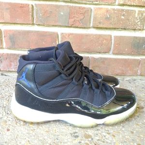Air Jordan 11 space jam 2016